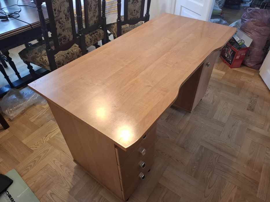 Biurko gabinetowe