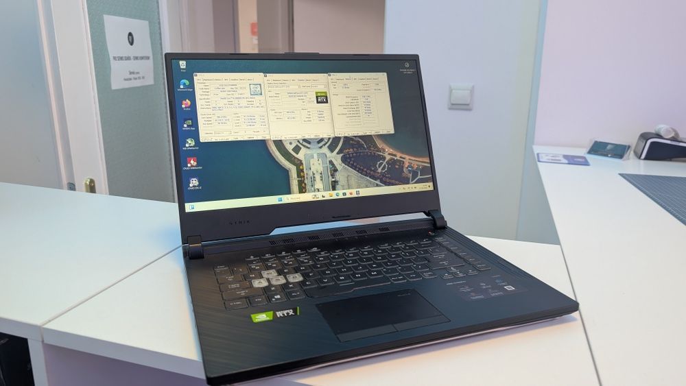 Laptop ASUS ROG Strix G531GW i9-9980HK/32Gb/RTX2070/512Gb
