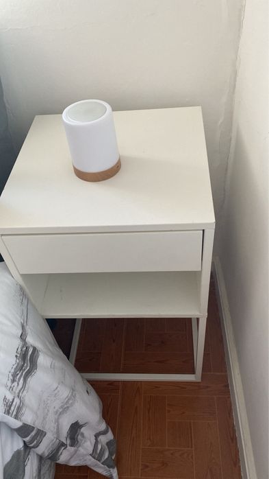 Mesa de Cabeceira VIKHAMMER Branco