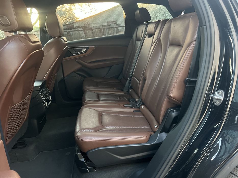 AUDI Q7 3.0 дизель європа