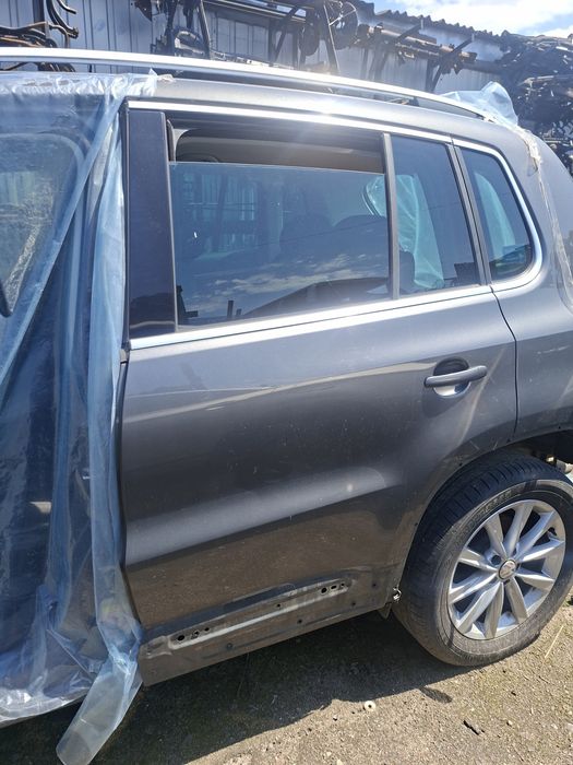 Крило LD7R праве ліве VW Tiguan 2009-2016 Тігуан