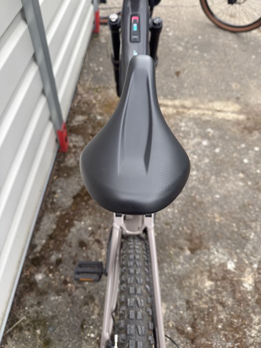 Rower elektryczny Focus Jam 2 8.7 625Wh smart bosch carbon  rozmiar M 2025r. Gwarancja jak canyon trek cube