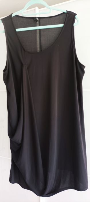 Next mała czarna roz 52/54