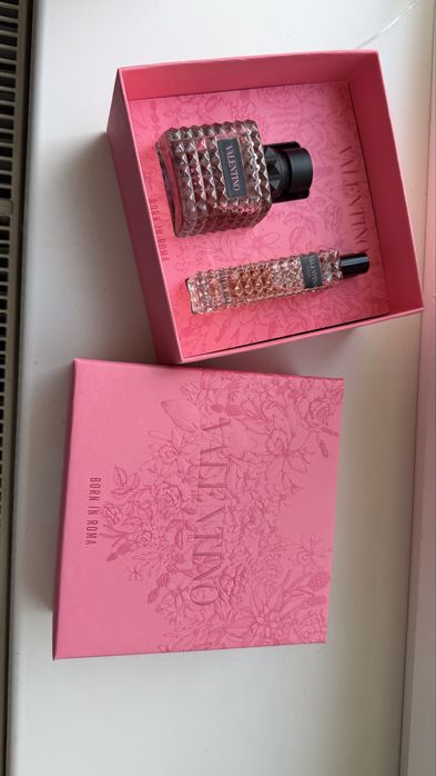 Valentino Donna Born In Roma Valentino