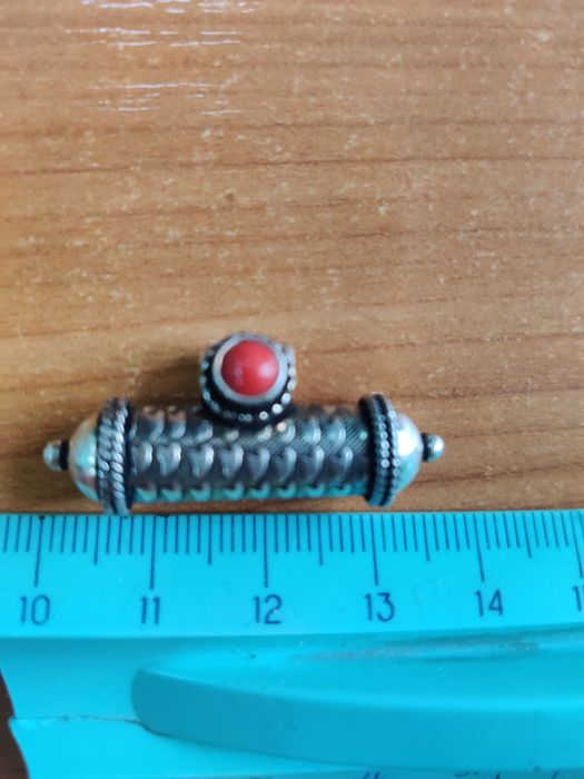 Кавача оберег из серебра и мантры