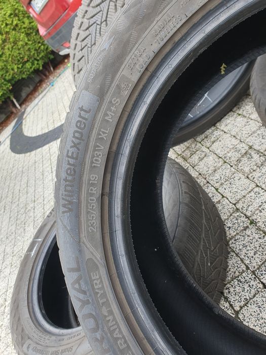 Uniroyal Winter Expert 235/50/19 103V zimowe 4x 

Uniroyal Winter
