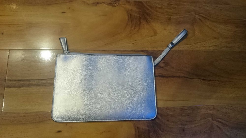 Kosmetyczka M&S duża srebrna