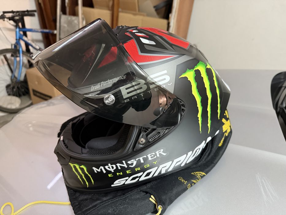 Capacete Scorpion Exo-R1 Air Fabio Monster Replica