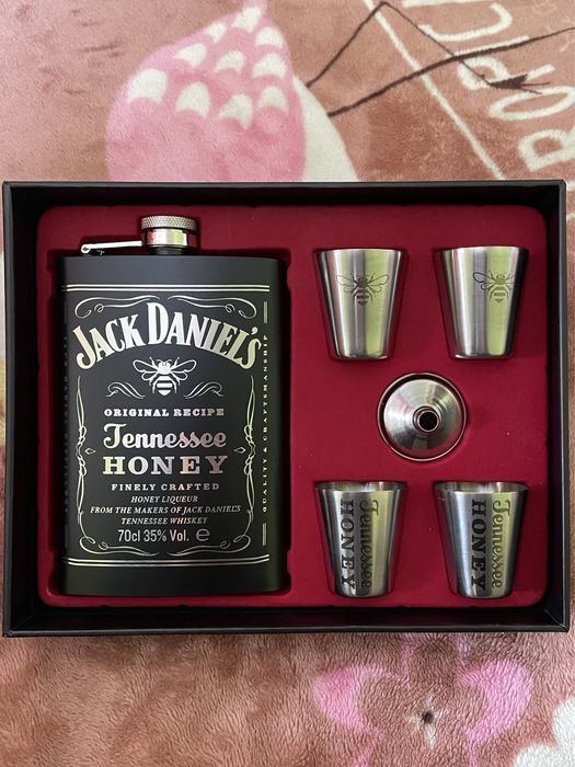 Подарункова фляга Jack Daniels