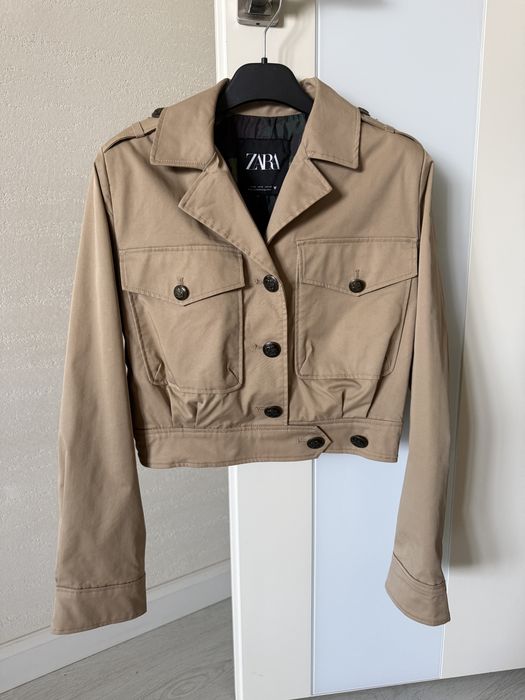 Короткий тренч Zara коричневий S