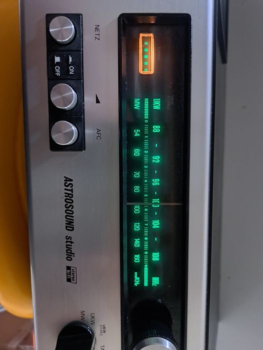 Radiomagnetofon  ASTROSOUND STUDIO