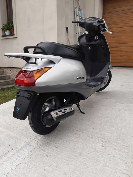 Продам Honda lead