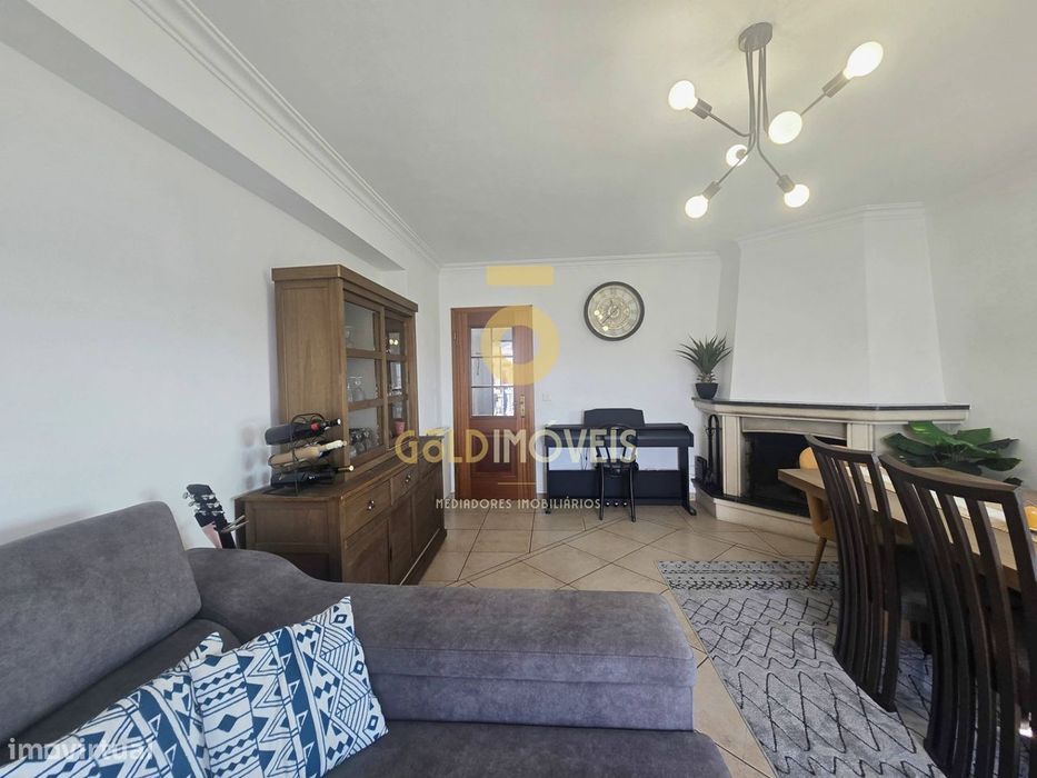 Apartamento T2 Venda em Marinha Grande,Marinha Grande — Marinha Grande, Leiria
