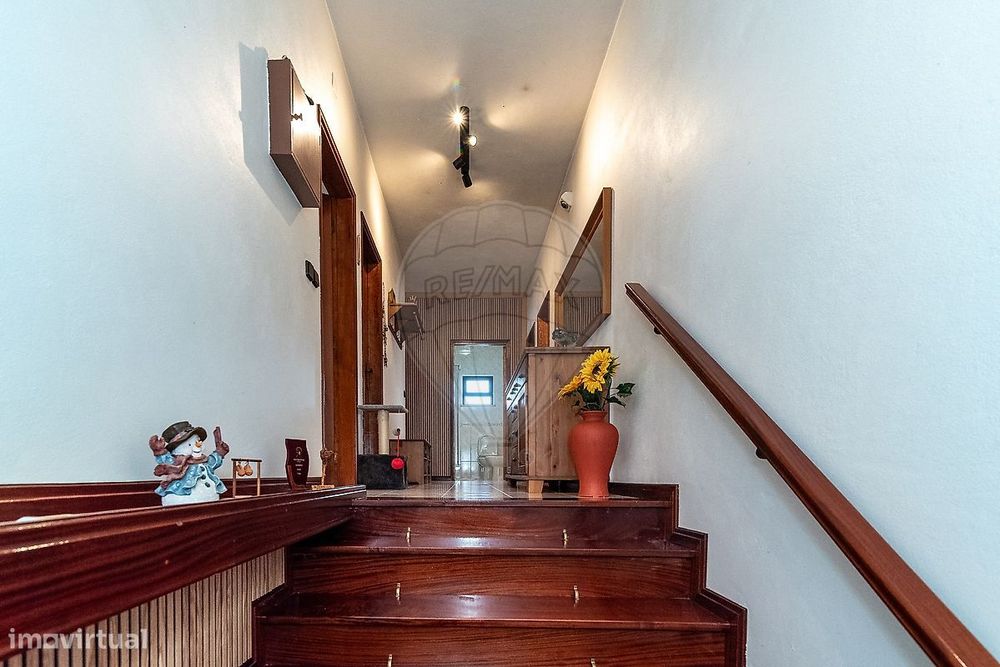 Moradia T4 para venda