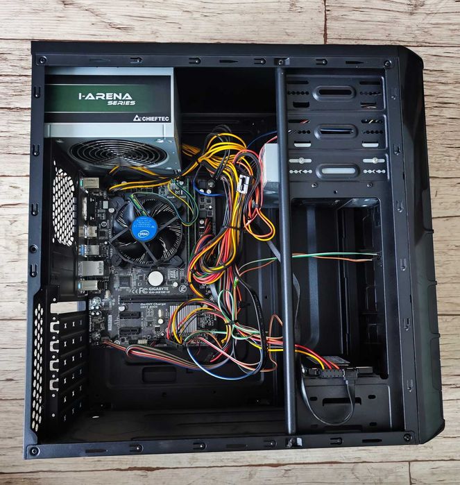Komputer stacjonarny I5 3.2GHz 8/240GB SSD Intel Gigabyte Chieftec