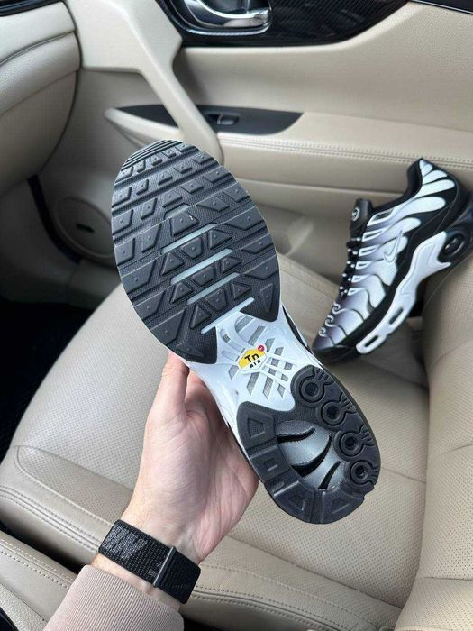 Кросівки Nike Air Max Plus TN Plus Classic White/Black premium