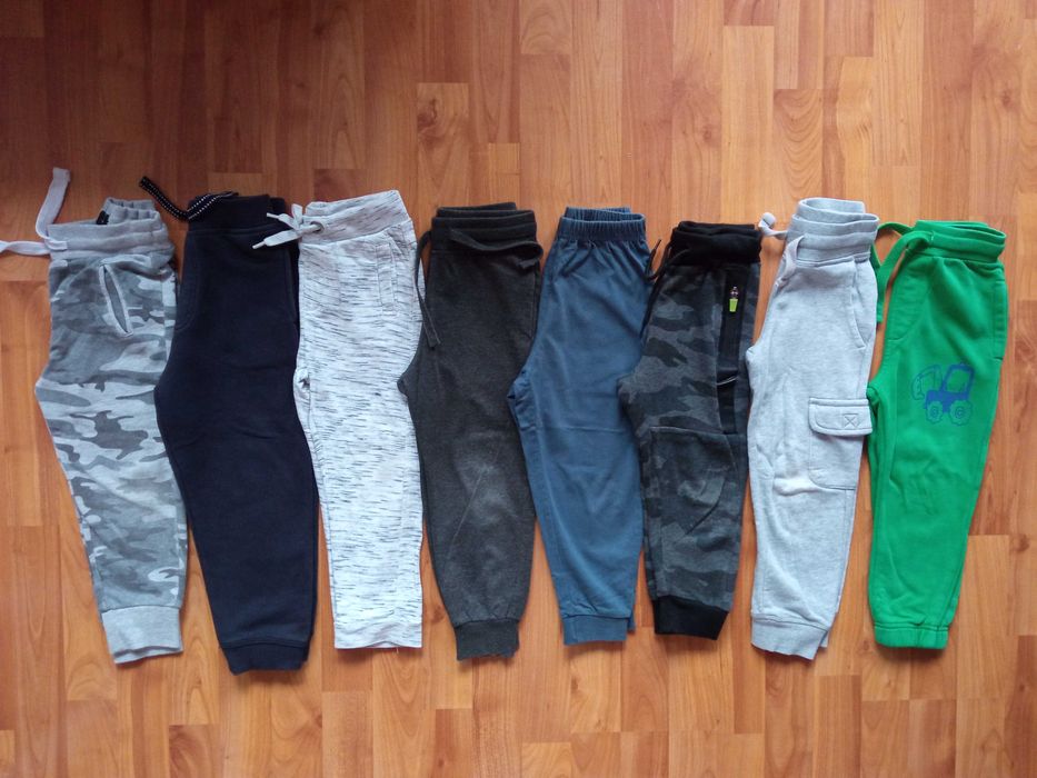 Paka ubrań wiosna jesień 3-4 lata r. 98, 104 bluza, spodnie 80 szt