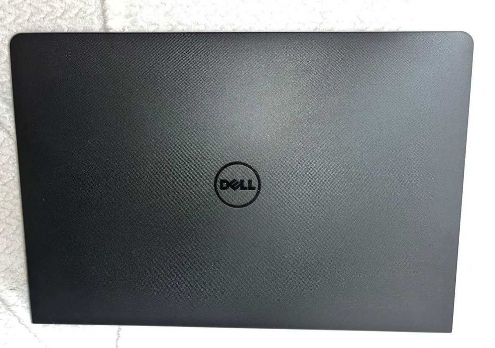Ноутбук Dell Inspiron 15-3567