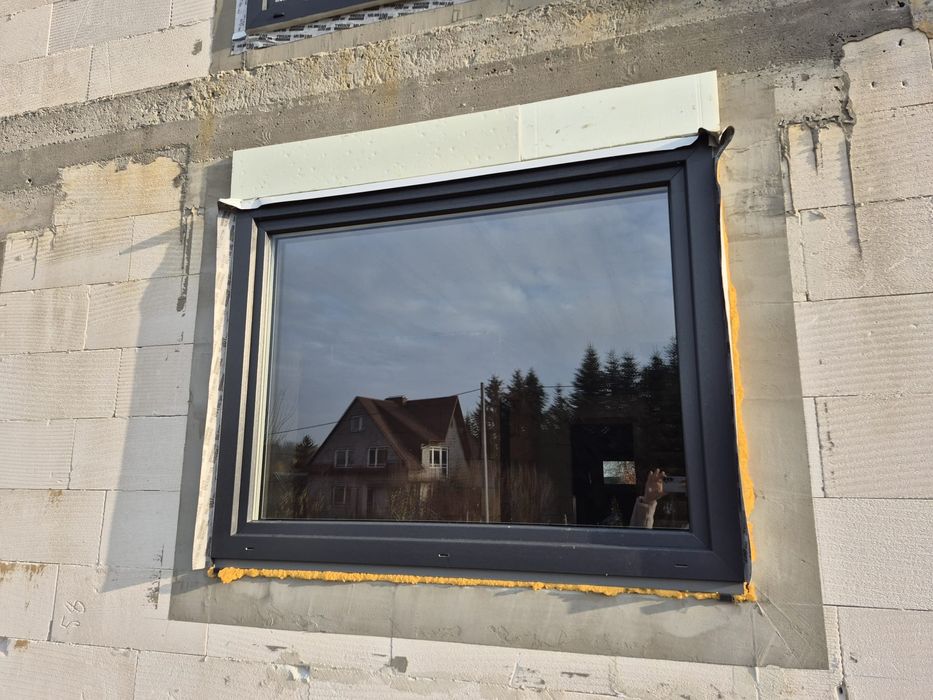 Okno antracyt   156x120