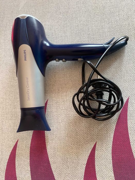 Suszarka do włosów marki Philips