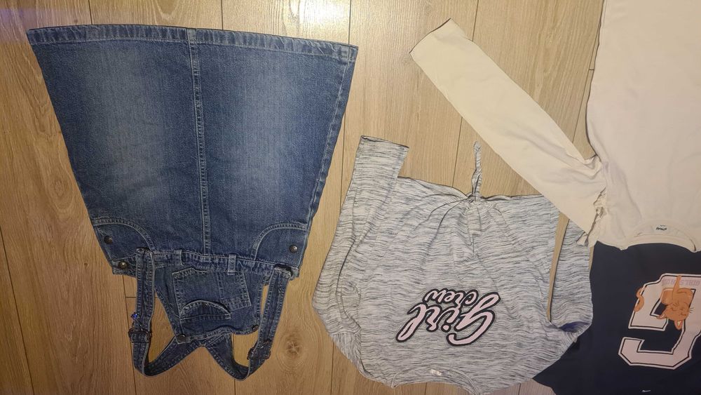 Zestaw, paka ubrań dla dziewczynki - rozmiar 128 cm