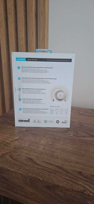 Słuchawki nauszne Soundcore Space One Pro Białe