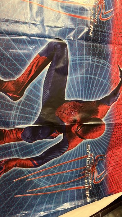2 toalhas de festa Spider-Man — 2,30x1,25m cada, bom estado
