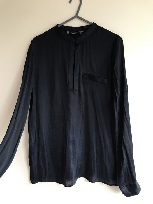 Zara 36 elegancka satynowa granatowa bluzka koszulowa dekolt V