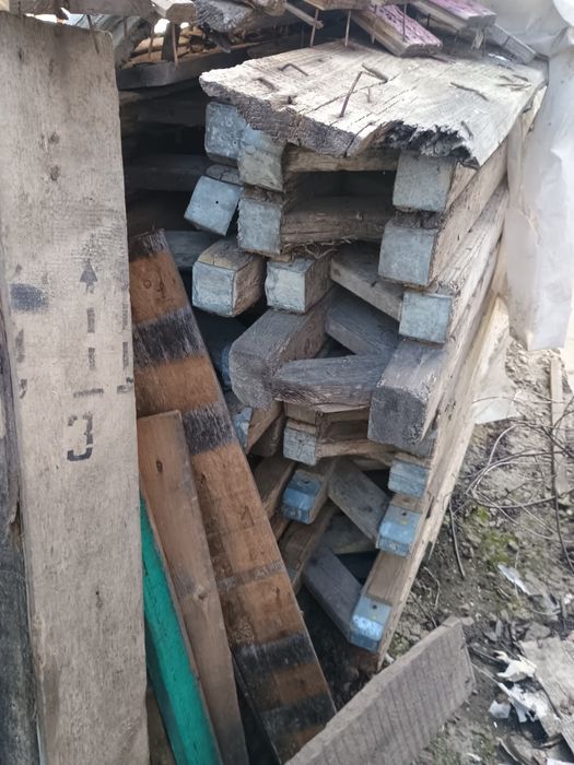 Балки для опалубки  PERI VT24 б/у