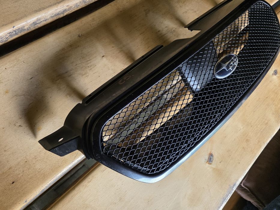 Grill akcesoryjny Subaru Legacy IV Outback III LIFT