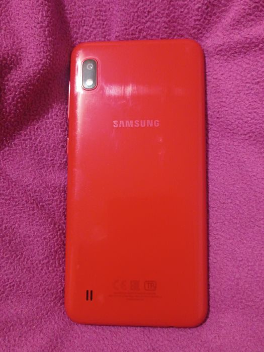 Samsung Galaxy A10 смартфон