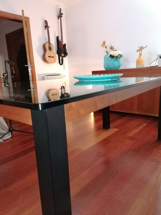 Mesa jantar como nova.