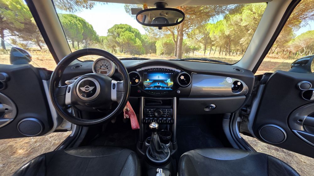 Mini Cooper Coupe527126737317406728