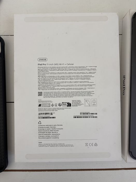 New IPad Pro M5 - 256gb com proteçao e teclado