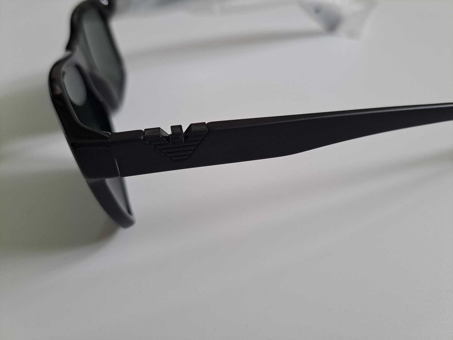 Okulary przeciwsłoneczne Emporio Armani Nowe