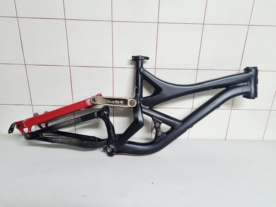 Specialized demo 8