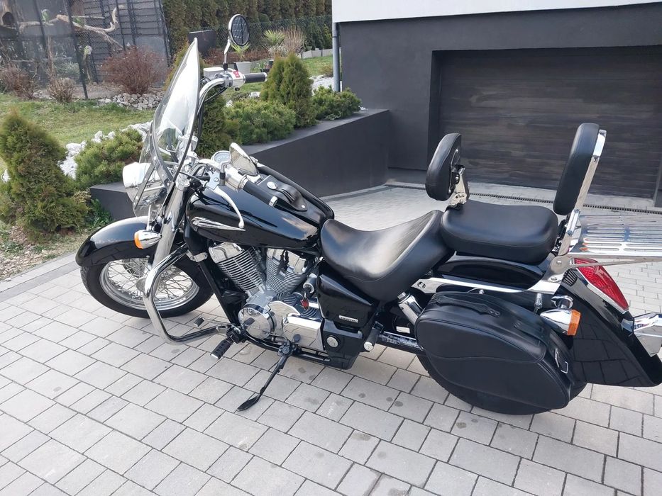 Honda Shadow Honda Shadow 750 | 2009 | 14 tys. km | Szyba + sakwy + oparcia | Z
