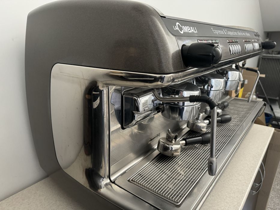 Кавомашина професійна La Cimbali M39 Dosatron