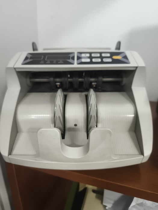 Liczarka do banknotów