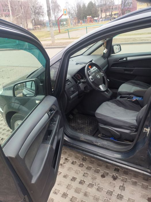 Opel Zafira 2013