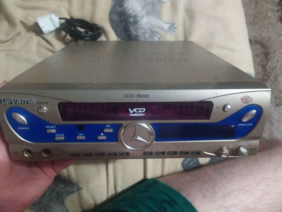 Раритетный VCD видеоплеер, караоке, радио! Fyjiyama vcd-b600
