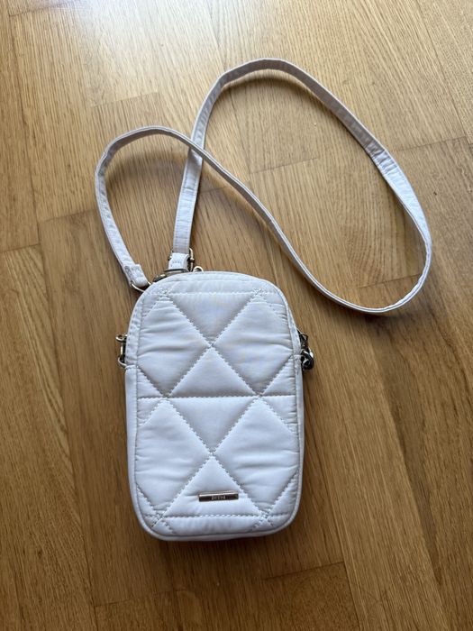 Компакта сумка бершка біла