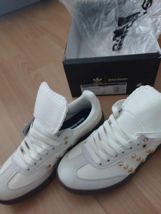 Sapatilhas adidas 37