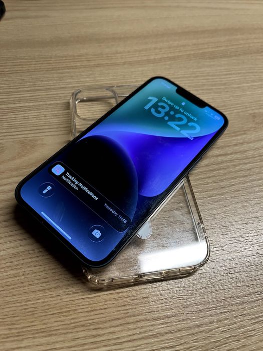 iPhone 14 256gb battery 85%