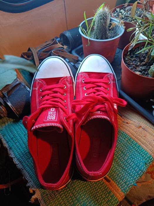 Czerwone buty Big star, lekkie i wygodne