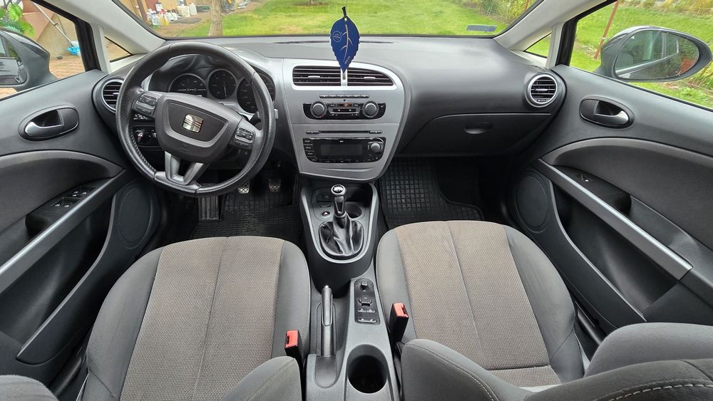 Seat Leon 2009 rok Diesel Ładny