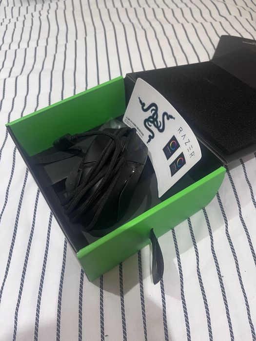 Razer Basilisk Ultimate – rato gaming RGB