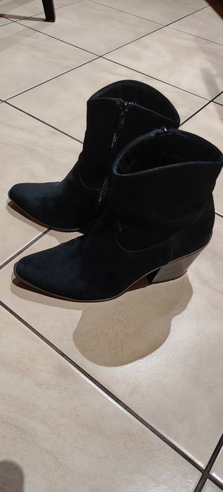 Buty damskie botki