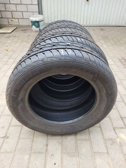 Opony zimowe 205 60 r16  4szt 250zl