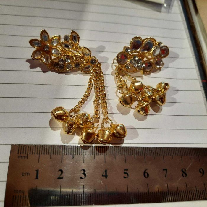 брошь брошка золотистый металл подвески как колокольчик сирия